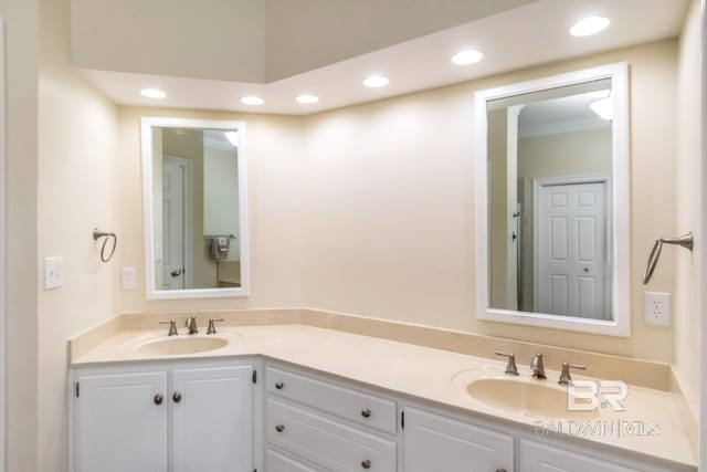 1509 Ridgeland Rd, Mobile, AL 36695 - bathroom featuring double vanity and recessed lighting