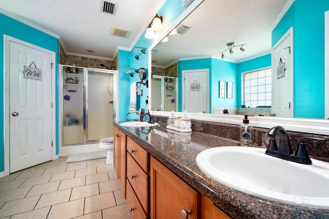 2856 W Saddlebrook Dr, Mobile, AL 36695 - bathroom featuring a textured ceiling, visible vents, ornamental molding, and a sink