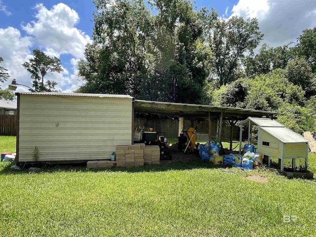 exterior space featuring a lawn