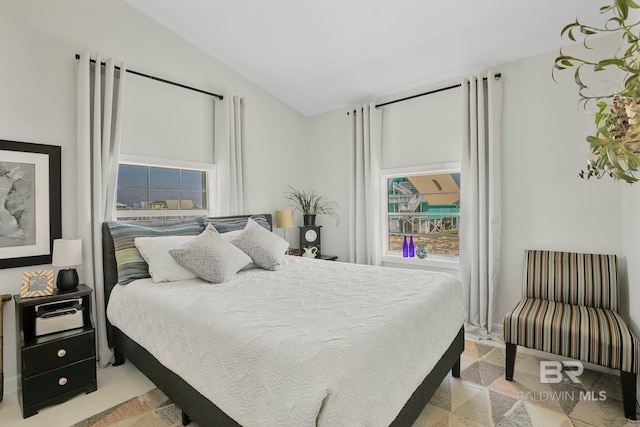 3425 Ponce De Leon Ct, Gulf Shores, AL 36542 - bedroom featuring lofted ceiling