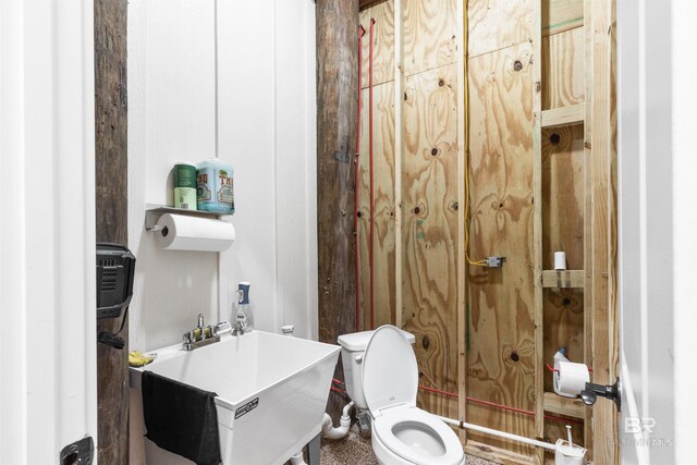 2282 W W Beach Blvd, Gulf Shores, AL 36542 - half bathroom featuring a sink and toilet