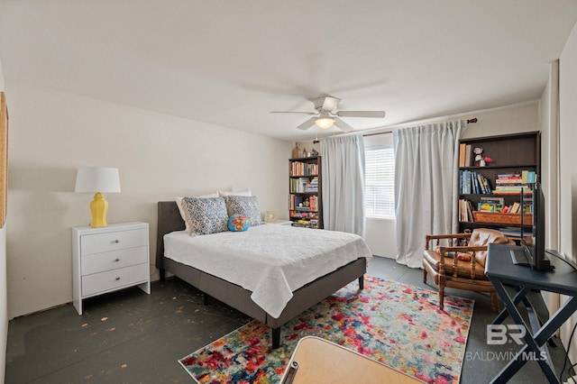 211 Fels Ave, Fairhope, AL 36532 - bedroom featuring a ceiling fan