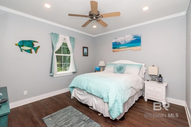 bedroom featuring dark hardwood / wood-style flooring, crown molding, and ceiling fan