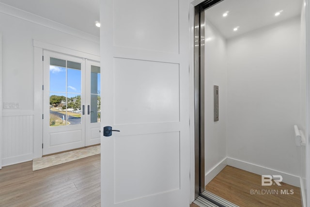 4029 Landfall Dr, Pensacola, FL 32507 - interior space featuring elevator