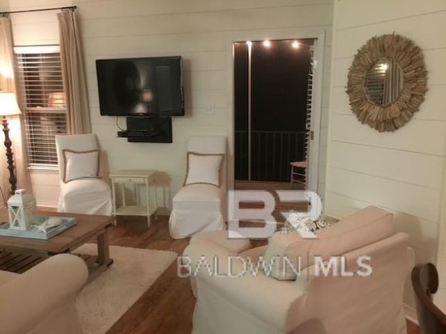 5781 State Highway 180 Unit 6006, Gulf Shores, AL 36542 - living area featuring wood finished floors