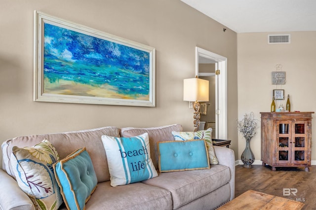 527 Beach Club Trl Unit C305, Gulf Shores, AL 36542 - living area with wood finished floors, visible vents, and baseboards