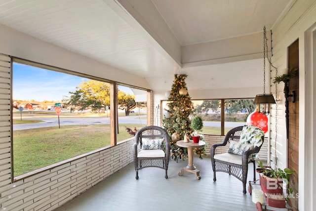 view of sunroom / solarium