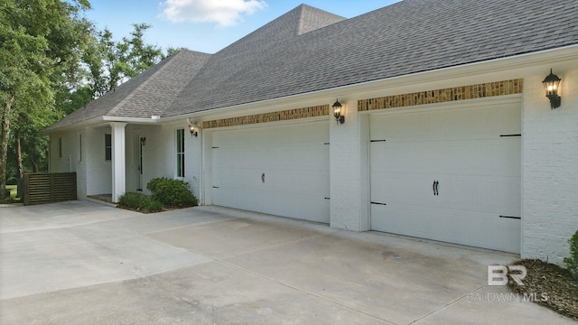 202 Paddle Creek Loop, Fairhope, AL 36532 - garage with concrete driveway