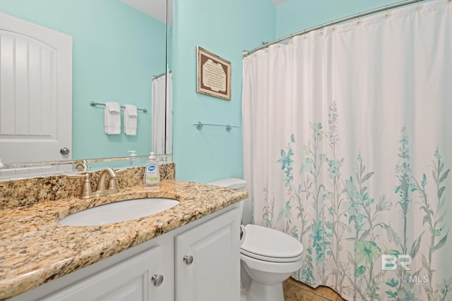 2554 Masters Ct, Mobile, AL 36618 - bathroom with vanity, tile patterned flooring, and a shower with curtain