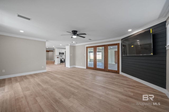 751 Abbey Way, Mobile, AL 36695 - unfurnished living room with crown molding, a ceiling fan, recessed lighting, baseboards, and light wood-style flooring