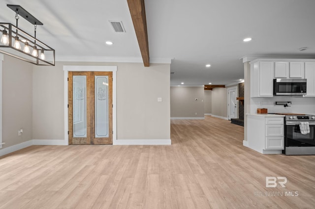 751 Abbey Way, Mobile, AL 36695 - kitchen with appliances with stainless steel finishes, open floor plan, baseboards, white cabinets, and recessed lighting