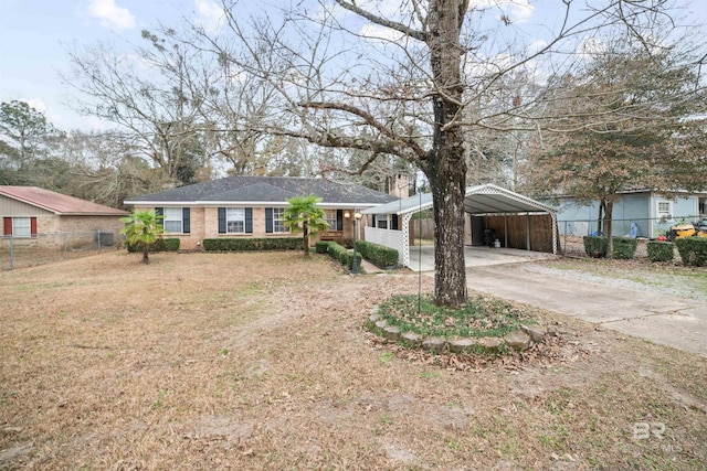 single story home with a front yard