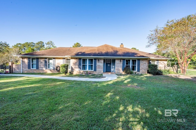 ranch-style house with a front yard