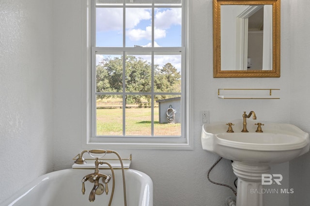 bathroom featuring a bathtub