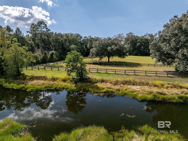 water view featuring a rural view