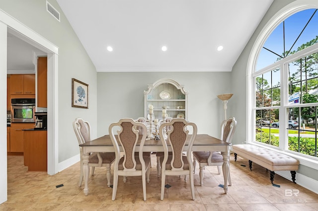 8954 Bay Point Dr, Elberta, AL 36530 - dining area featuring visible vents, recessed lighting, baseboards, and vaulted ceiling