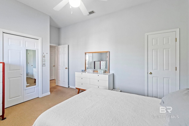 carpeted bedroom featuring ceiling fan