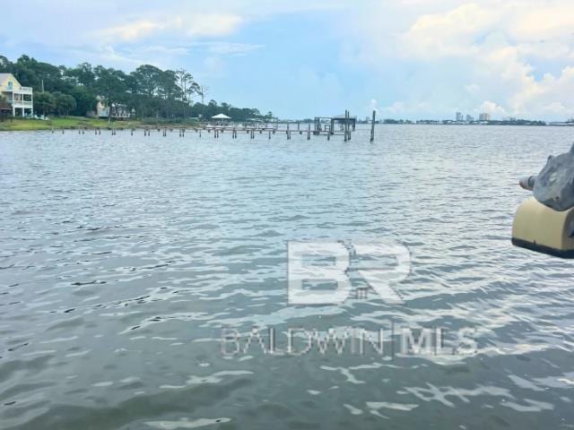 2010 Norman Ln, Gulf Shores, AL 36542