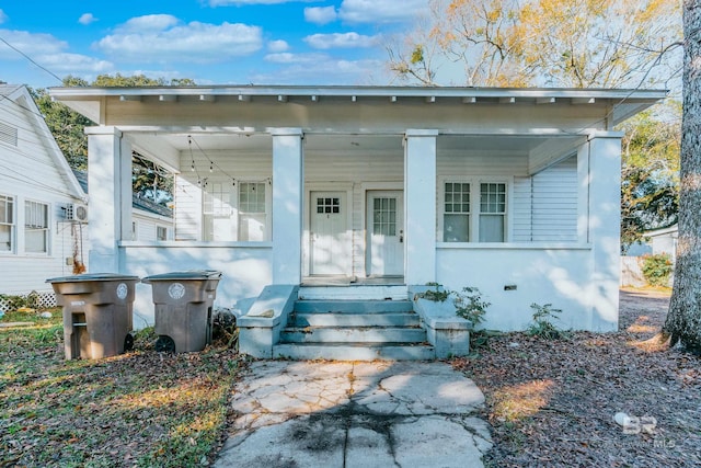 view of front of house with a porch