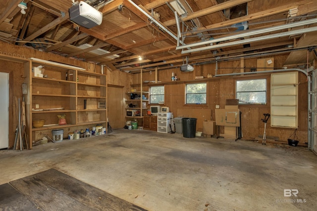 52 N Hawthorne Pl, Mobile, AL 36608 - garage featuring a garage door opener