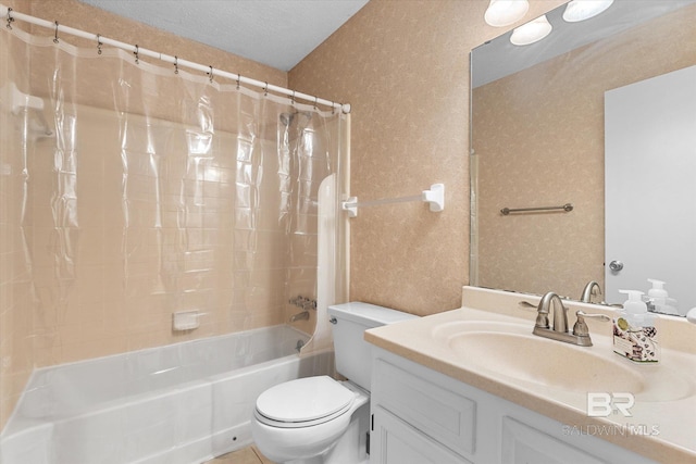 5645 Green Tree Rd, Mobile, AL 36609 - full bath featuring shower / bathtub combination with curtain, toilet, and vanity