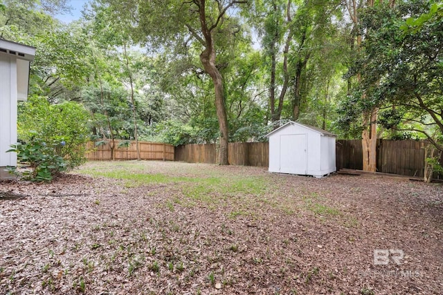 5645 Green Tree Rd, Mobile, AL 36609 - view of fenced backyard