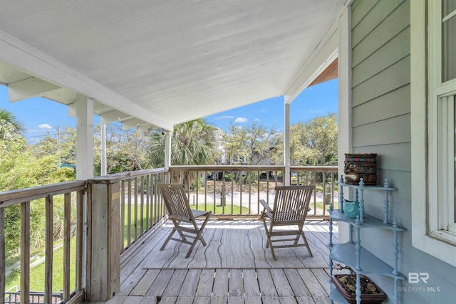 310 W 3rd Ave, Gulf Shores, AL 36542 - view of wooden deck