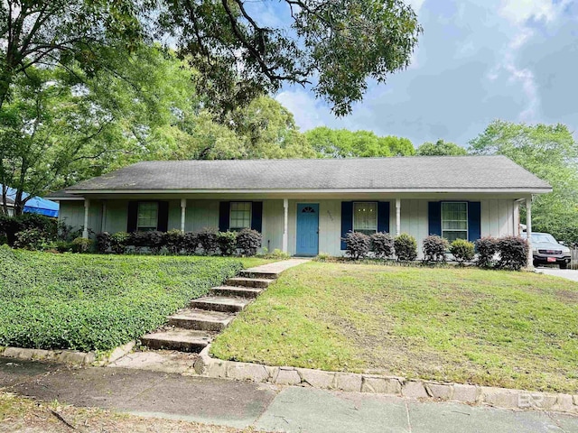 6120 Appaloosa Dr, Mobile, AL 36693 - ranch-style house featuring a front lawn and a porch