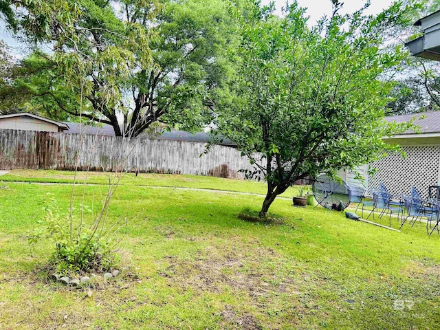 6120 Appaloosa Dr, Mobile, AL 36693 - view of yard