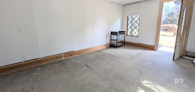 empty room featuring concrete floors