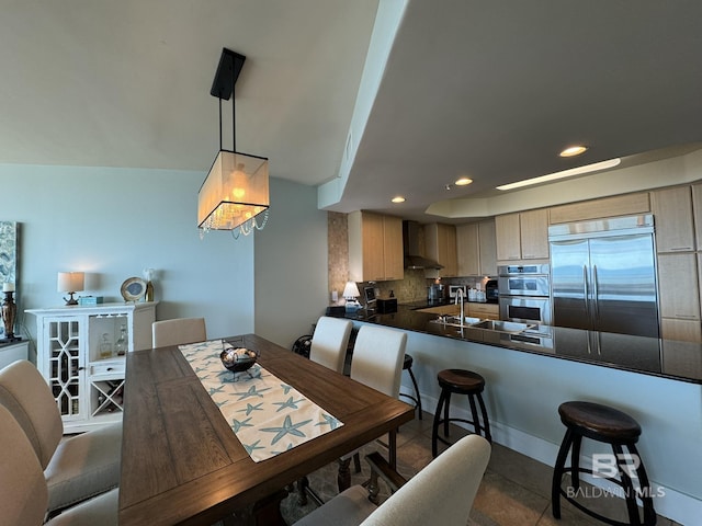 28107 Perdido Beach Blvd Unit D713, Orange Beach, AL 36561 - dining space featuring recessed lighting