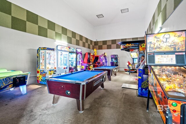 rec room featuring carpet flooring and billiards