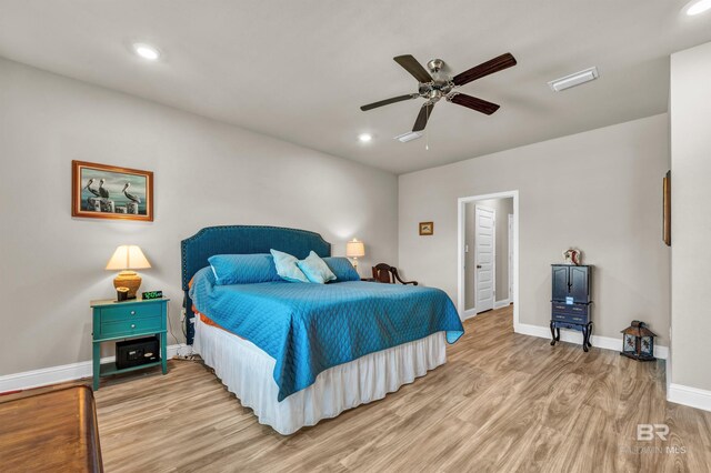 bedroom with light wood-style flooring, baseboards, recessed lighting, and ceiling fan