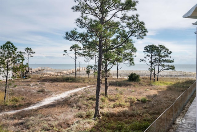 view of yard featuring a water view