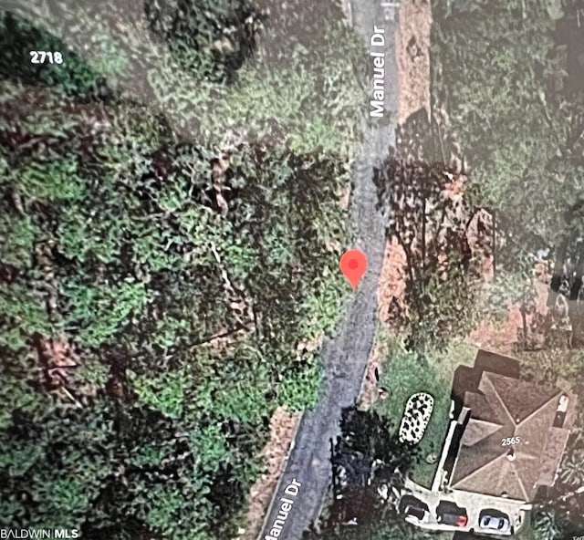 2711 Manuel Dr, Lillian, AL 36549