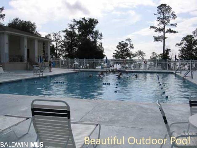 2711 Manuel Dr, Lillian, AL 36549