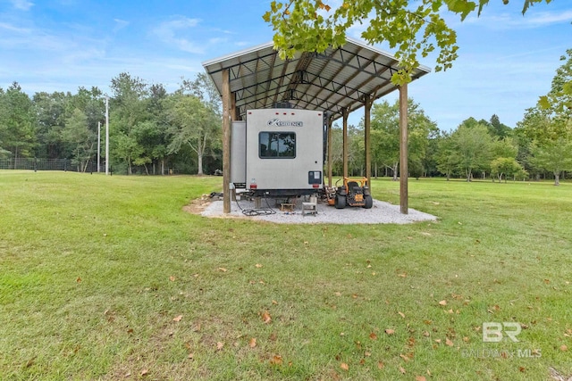 view of outdoor structure with a yard