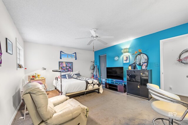 526 W Ariel Ave, Foley, AL 36535 - bedroom featuring ceiling fan and a textured ceiling