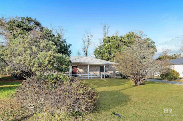 526 W Ariel Ave, Foley, AL 36535 - view of front of property featuring a front yard