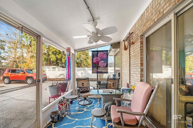 526 W Ariel Ave, Foley, AL 36535 - sunroom / solarium with ceiling fan