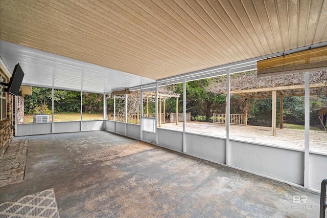 view of unfurnished sunroom