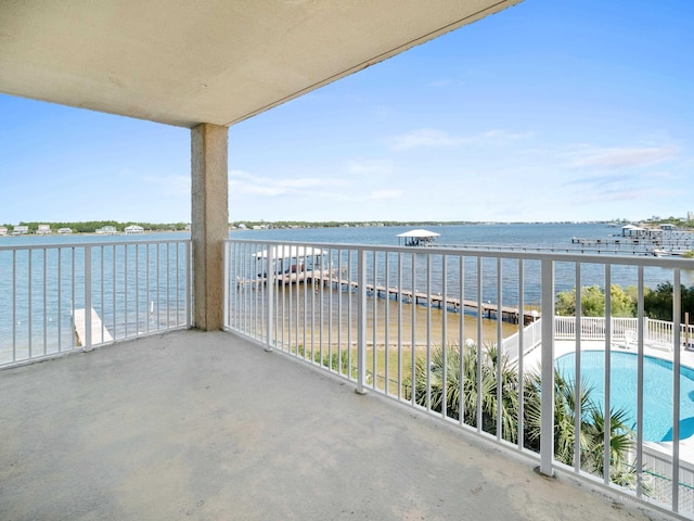 1516 Sandpiper Ln Unit 209, Gulf Shores, AL 36542 - balcony featuring a water view