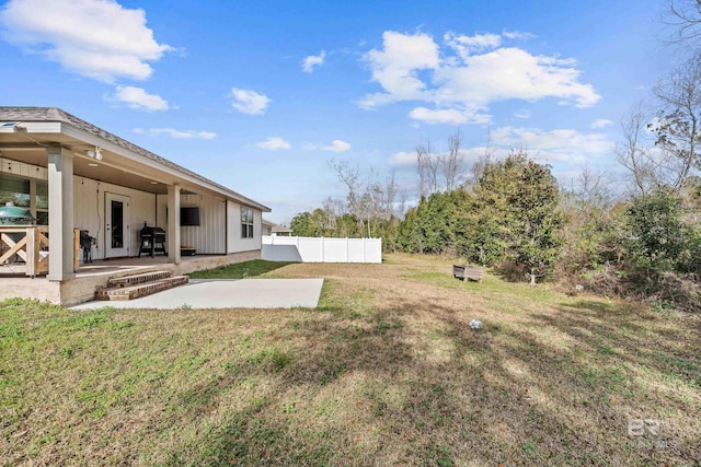 view of yard with a patio