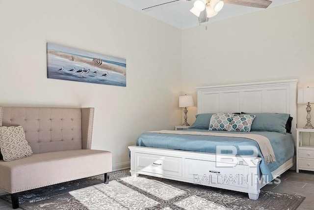 bedroom featuring ceiling fan