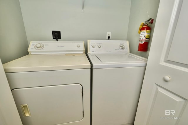 clothes washing area with hookup for an electric dryer and washing machine and clothes dryer