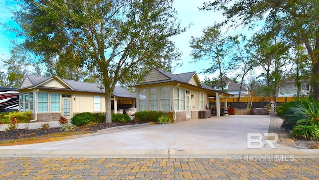 ranch-style house with brick siding