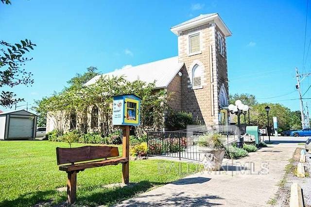 exterior space featuring a yard