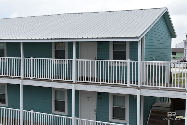 exterior space featuring a porch