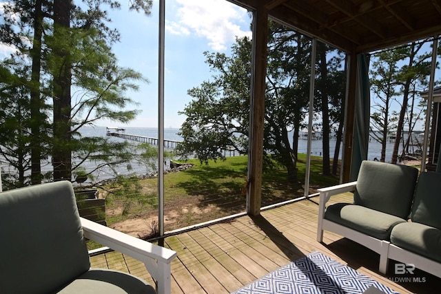 9397 S Bay Rd, Foley, AL 36535 - sunroom with a water view