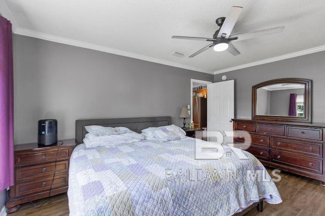 23530 Arbor Creek Dr, Robertsdale, AL 36567 - bedroom with wood finished floors, crown molding, and a ceiling fan